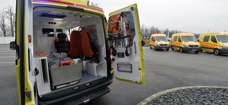 Hiába jött a mentő, egy kórház sem akart fogadni egy infarktuson áteső nőt