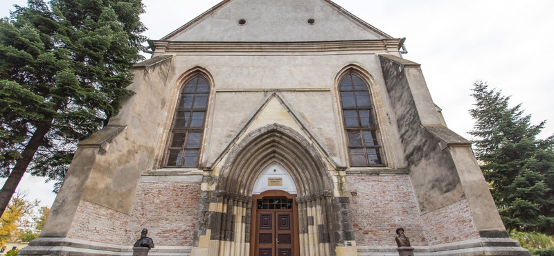 Magyar állami pénzből újul meg egy fontos határon túli műemlék