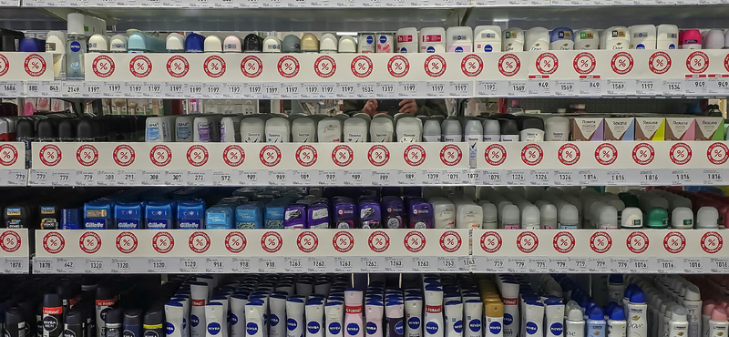 Tételesen felsorolták a kereskedők, milyen károkat okoz az árrésstop