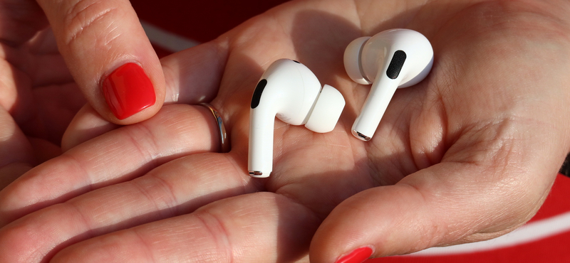 Kamerát kaphat az Apple fülhallgatója, az AirPods. Igen, kamerát