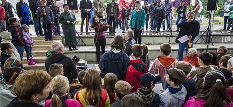 Flashmobbal emlékeztek Bartók Béla halálának 70. évfordulójára