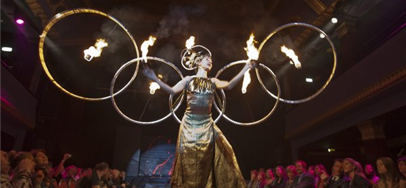 Tűz és kavalkád a Budapest Fashion Week kifutóján - fotók