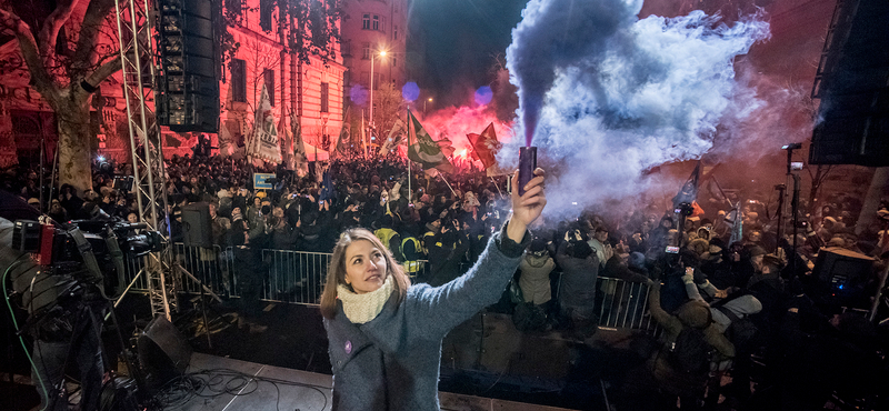 A fiatalok között 10 százalékon a Momentum