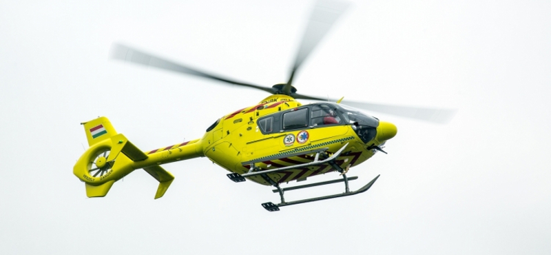 Lezuhant egy helikopter, hárman meghaltak a Svájci-Alpokban