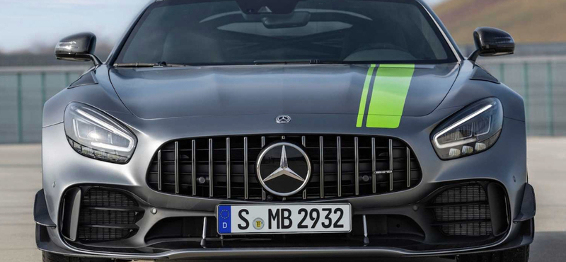 Ordító V8-as: itt a megújított Mercedes-AMG GT sportkocsi