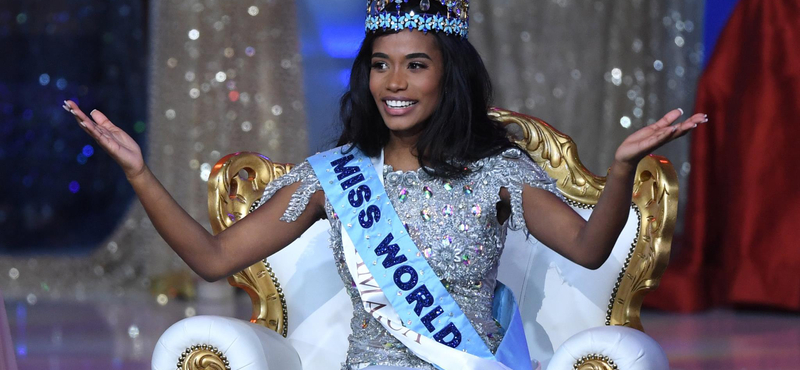 Jamaikai énekesnőt koronáztak meg a Miss World szépségversenyen