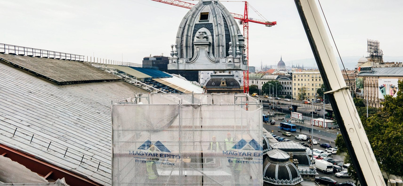 Új ütemmel folytatják a Nyugati pályaudvar felújítását, konténerpénztárakban lehet jegyet venni