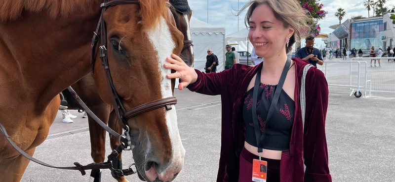 „Diónyi méretűre ment össze a gyomrom” – cannes-i interjú Szelestey Biankával