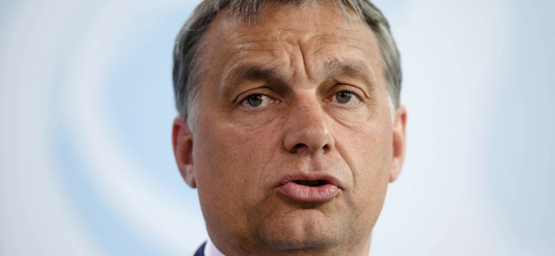 Orbán ma Frankfurtban varázsol: eltüntetné a magas hozamokat