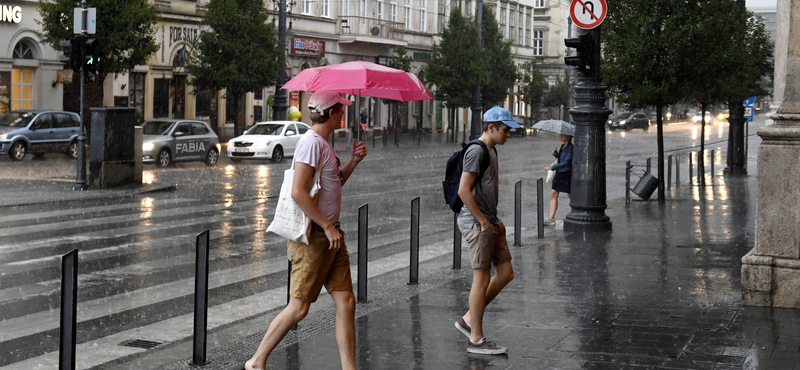 Ma sem ússzuk meg: szinte az egész országra figyelmeztetést adtak ki a zivatarok miatt