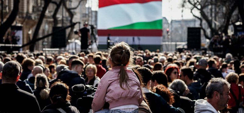 Orbán keménykedett, Magyar Péter pártot ígért, Karácsony a Budapest köztársaságot hirdette, a Kutyapárt azt üzente, jól van - ez volt az ünnep
