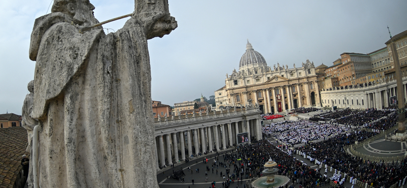 A Vatikán nyilatkozatban ítélte el a nemváltoztatást, a béranyaságot, az abortuszt és az eutanáziát