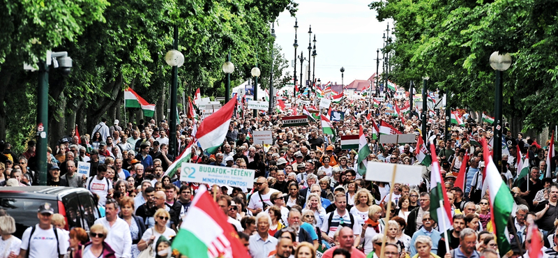 Rácz András: a Békemenet irreleváns a háború szempontjából