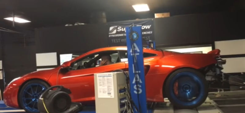 Szinte széttépi a fékpadot az 1200 lóerős McLaren – videó