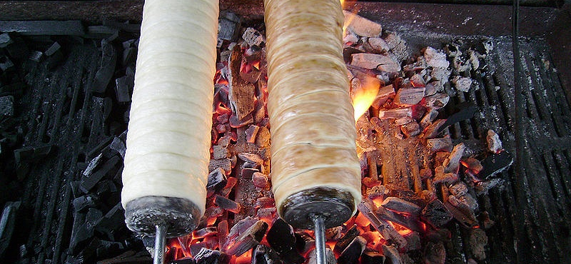 Hungarikum lett a kürtőskalács, ebből még bajok lehetnek