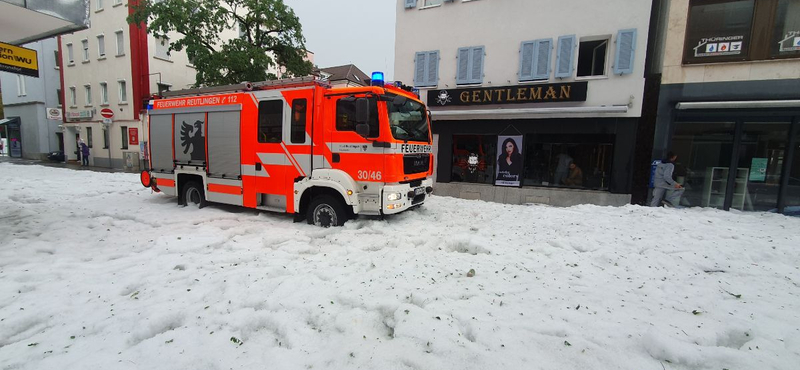 Ki kellett vezényelni a hókotrókat, akkora vihar volt Reutlingenben