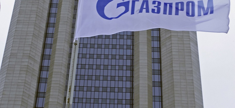 Orbánt a Gazprom-találkozóról kérdezi az MSZP