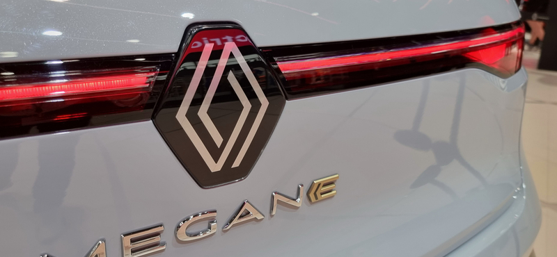 Magyarországon a teljesen elektromos vadonatúj Renault Megane