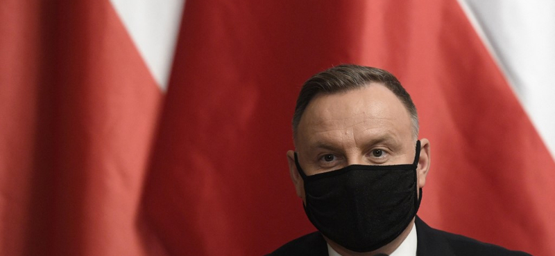 Megvétózta Andrzej Duda a lengyel médiatörvény módosítását