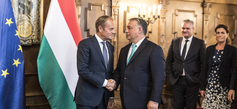 Orbán Viktorral tárgyalt Budapesten Donald Tusk