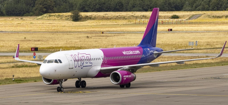 Kényszerleszállást hajtott végre Ferihegyen a WizzAir Londonba tartó járata