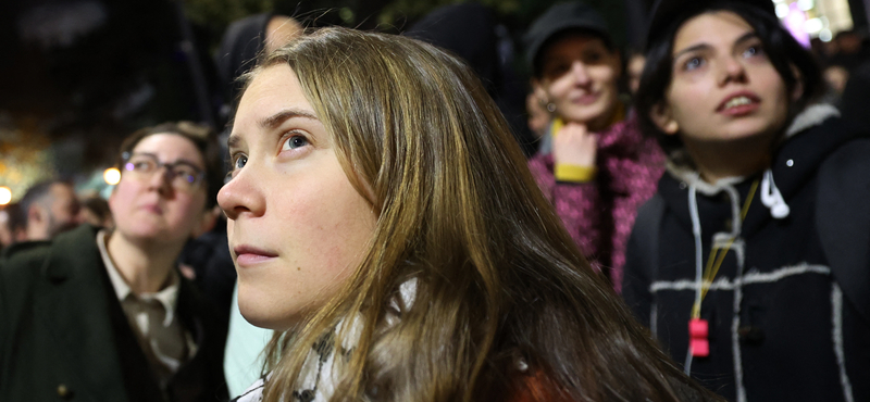 Egy Franciaországba tartó repülőjárattal hagyta el Izraelt Greta Thunberg