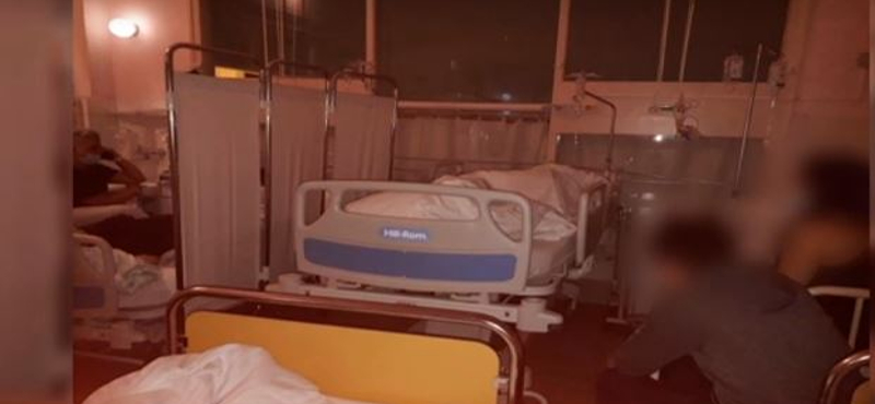 Egy anya szerint székeken éjszakáznak a szülők a gyermekük mellett a Heim Pál Kórházban