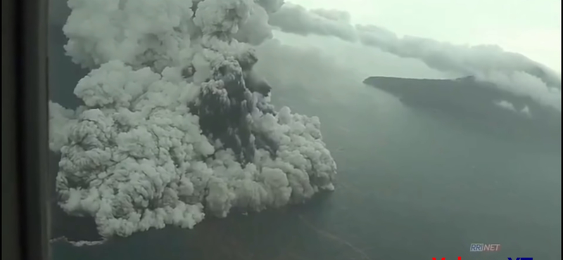 Átirányítja az Anak Krakatau felett átrepülő járatokat Indonézia