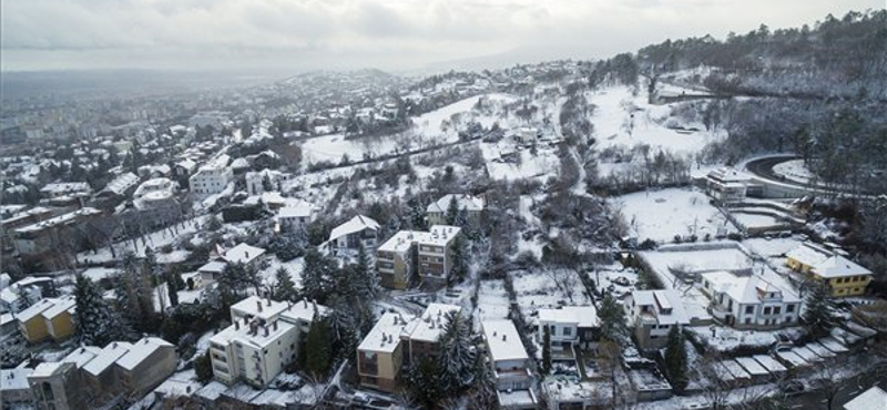 A kártalanított Quaestor-ügyfelek pörgetik befektetőként a pécsi ingatlanpiacot