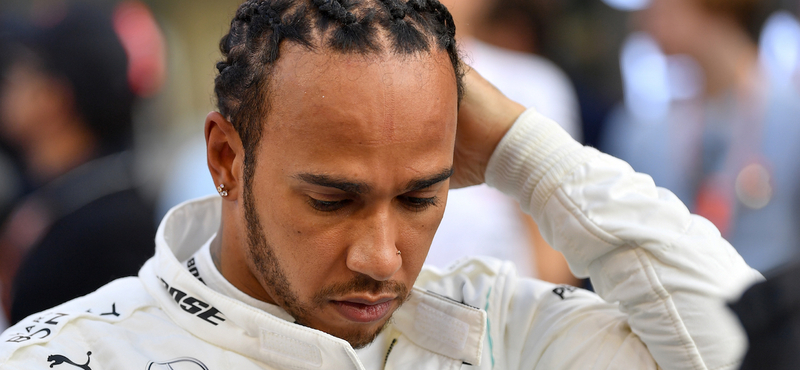 Lewis Hamilton nem bánja, ha a bőrszíne miatt kényelmetlenül érzik magukat a társai