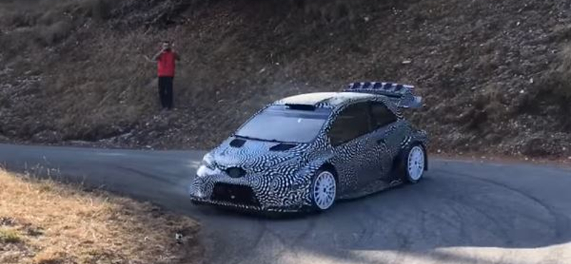 Hangos kis méregzsák lett a Toyota Yaris WRC – videó