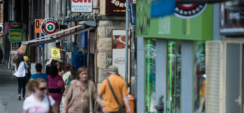 Pályázat nélkül kaphat trafikot a kormány számára megbízható cég