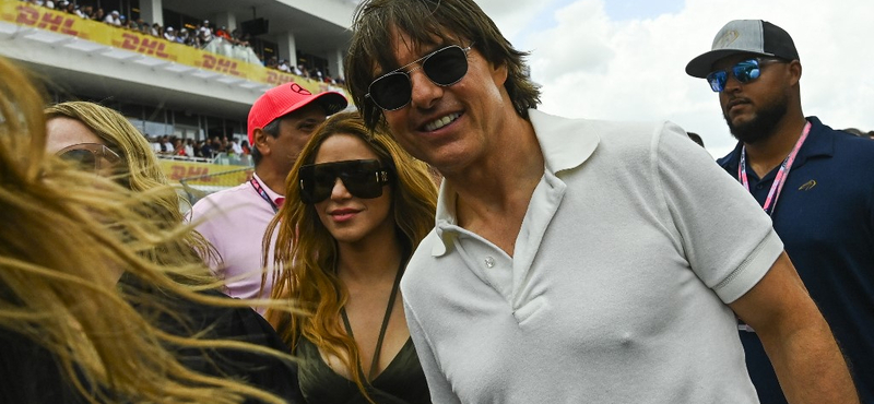 Tom Cruise szívesen lenne Shakira kispárnája