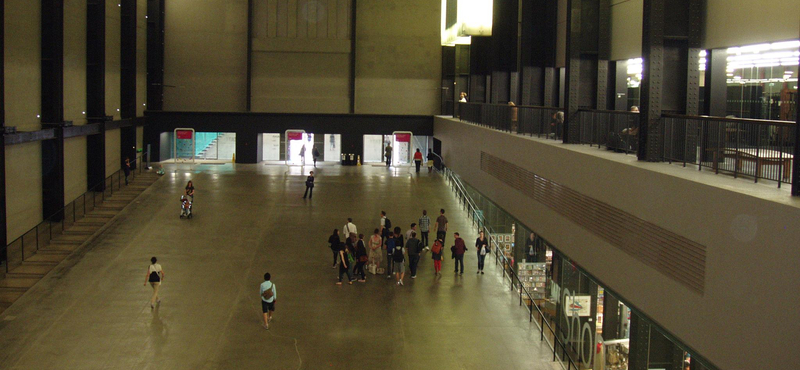 Ledobtak egy 6 éves kisfiút a Tate Modern kilátóteraszáról