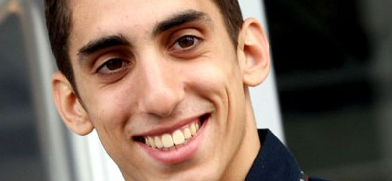 Buemi elütötte Forma-1-es autójával az őrült rajongót