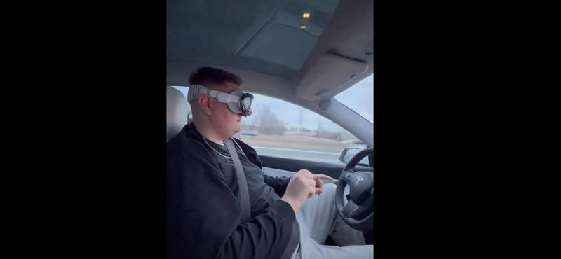 A volán mögött, a Tesla bekapcsolt önvezető módjában használta az Apple Vision Prót – a rendőrség nem értékelte (videó)