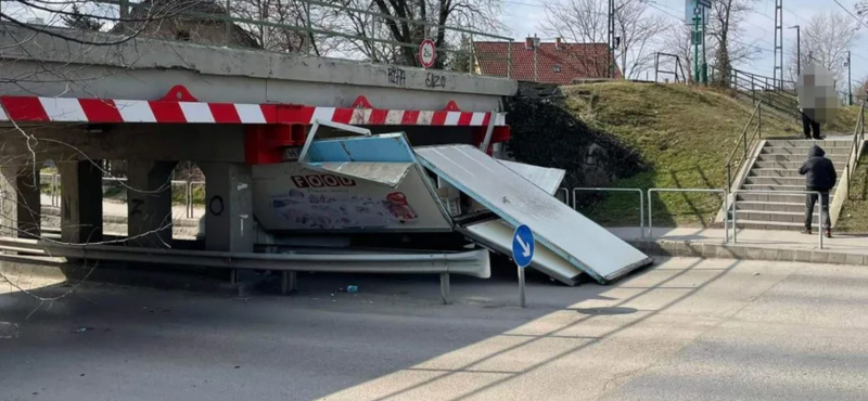 Nem először szorul a szigetszentmiklósi HÉV-aluljáróba teherautó