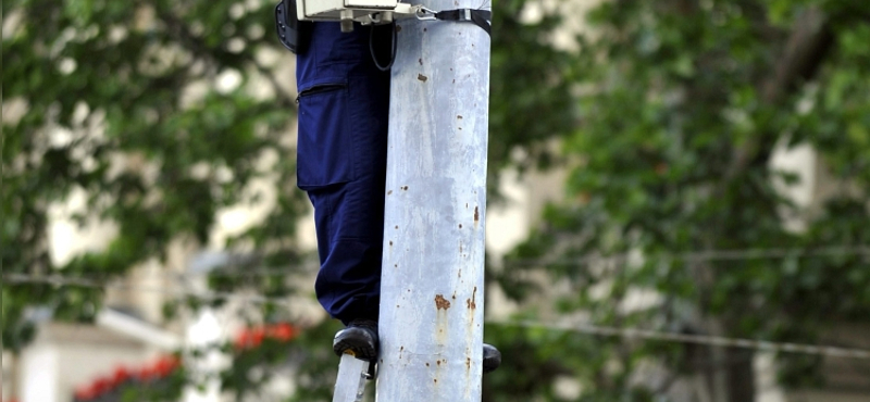 Kamerákkal is ellenőrzik a teherautókat Budapesten