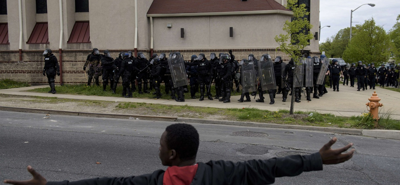 Így tiltakoznak a sztárok a baltimore-i zavargások ellen