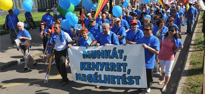 Munka hadának a lépte dobog - május elsejei rendezvények percről percre