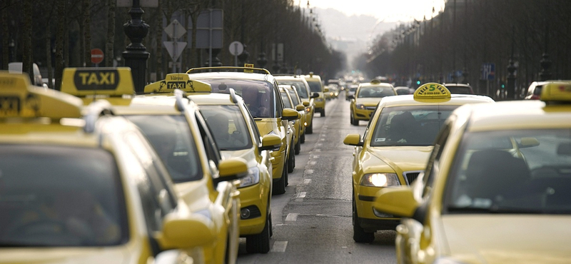 A Főtaxi sem tart a tiltakozókkal, de változásokat akarnak