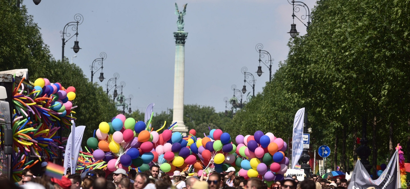 Több mint tízezren vettek részt a Budapest Pride-on