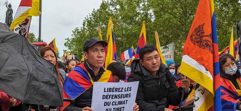 Van, ahol nagyobb tiltakozás várta az Európába látogató kínai elnököt – videó