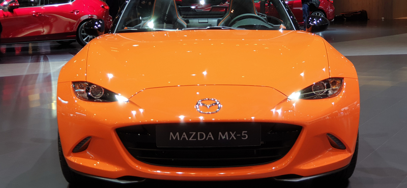 Üléspróbát vettünk a 30. szülinapos jubileumi Mazda MX-5-ben