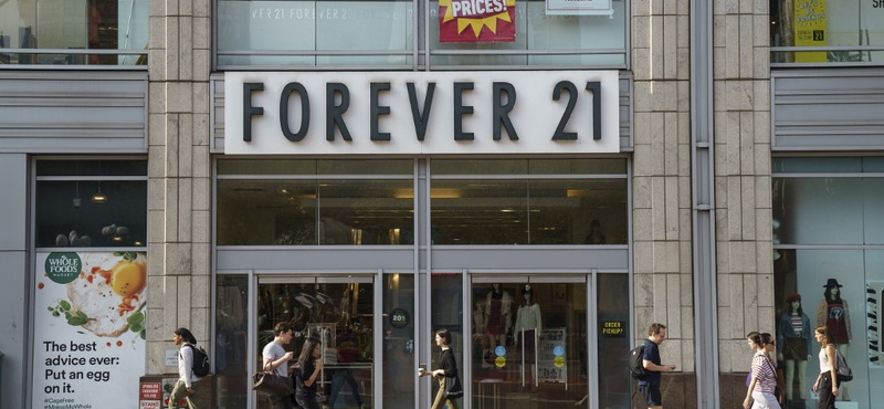 Csődvédelmet kért a Forever 21 ruhaüzletlánc