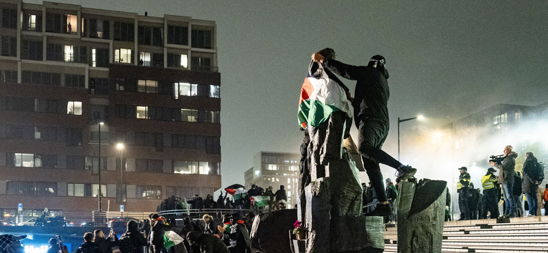 Brutális videók jelentek meg az izraeli szurkolók megveréséről