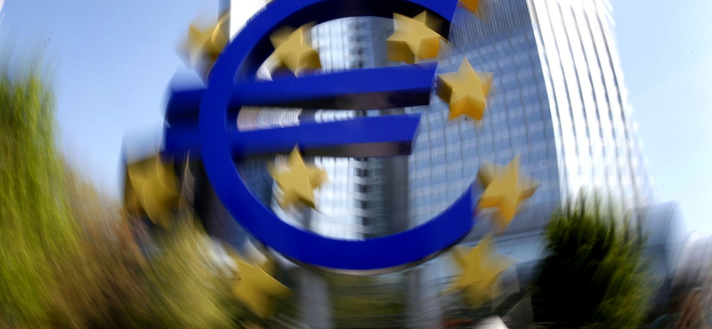 Keményen rácsapott Matolcsy kezére az EU bankja