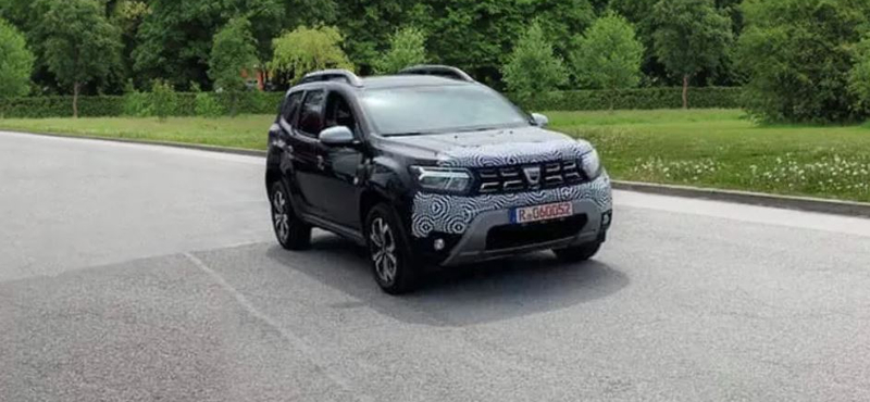 Képeken a nyár elején érkező, frissített Dacia Duster