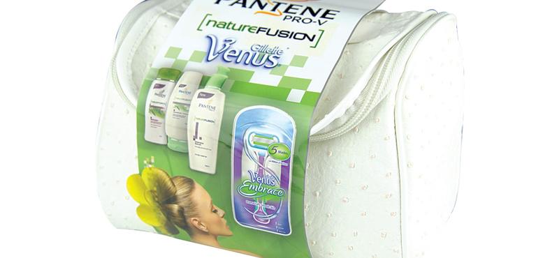 Karácsonyi Gillette Venus és Pantene ajándékcsomag (x)