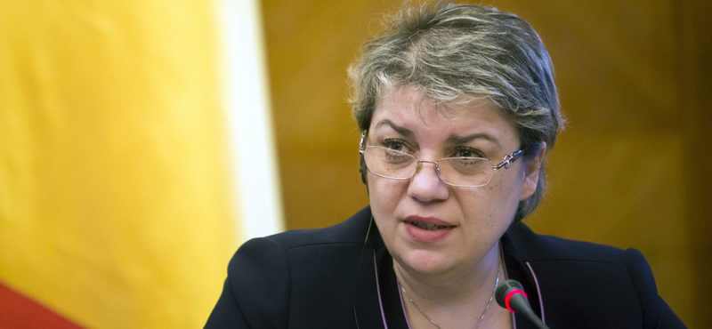 A román szocdemek nagy húzása: muszlim, tatár nő lesz a kormányfő